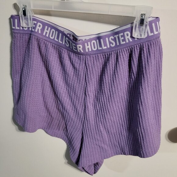 EUC HOLLISTER LAVENDER SLEEP SHORTS SZ L - Picture 2 of 3